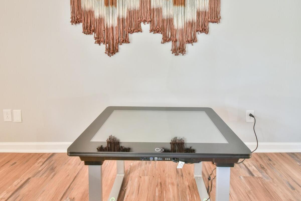 לורנסוויל Cozy Home With Arcade, Ping Pong & Fenced Backyard מראה חיצוני תמונה