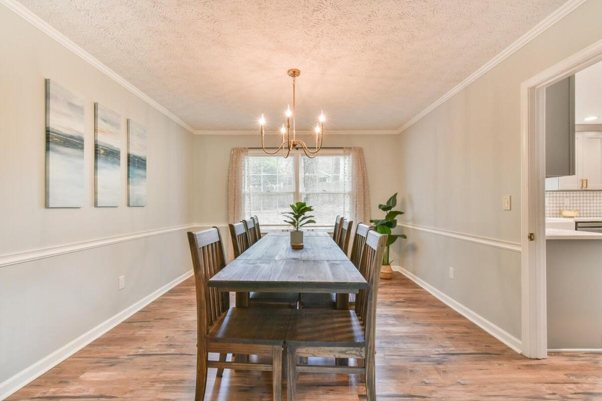 לורנסוויל Cozy Home With Arcade, Ping Pong & Fenced Backyard מראה חיצוני תמונה